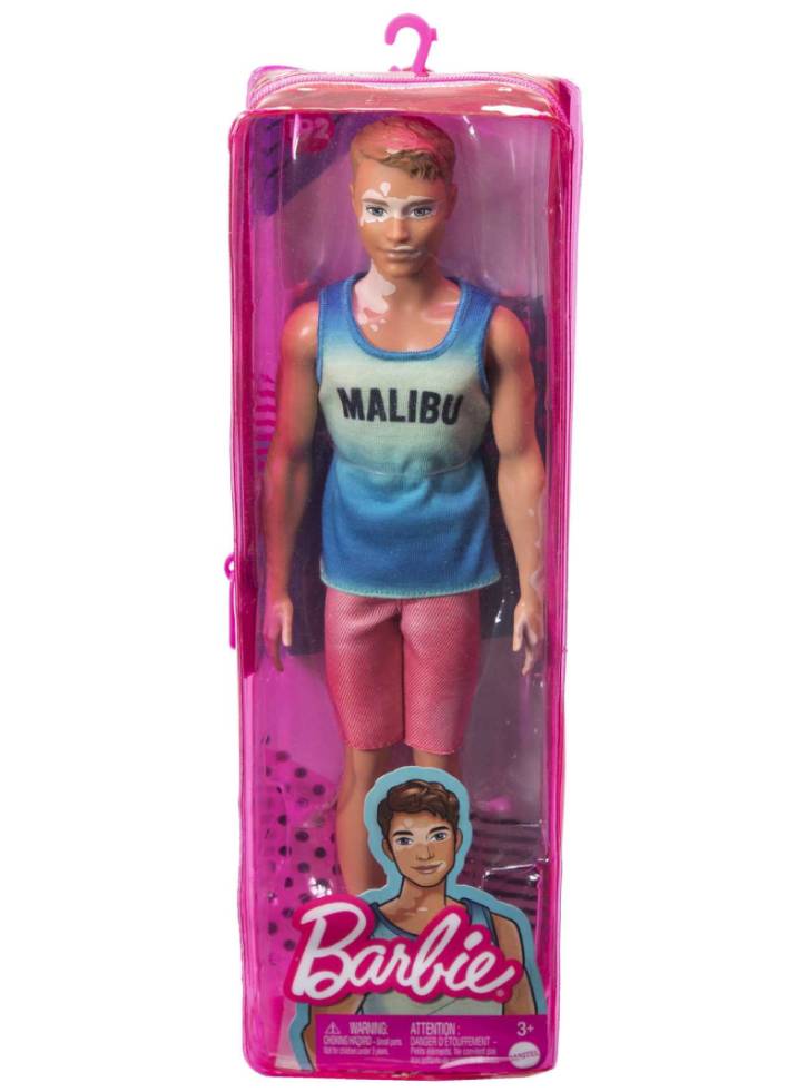 Papusa Barbie Ken Fashionistas Blue Ombre Malibu Tank, Red Shorts Vitiligo (HBV26)