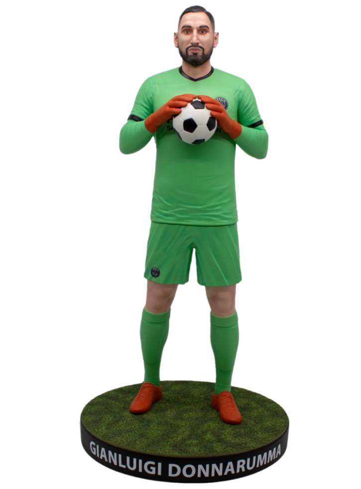 Footballs Finest Paris Saint Germain Gianluigi Donnarumma 60cm