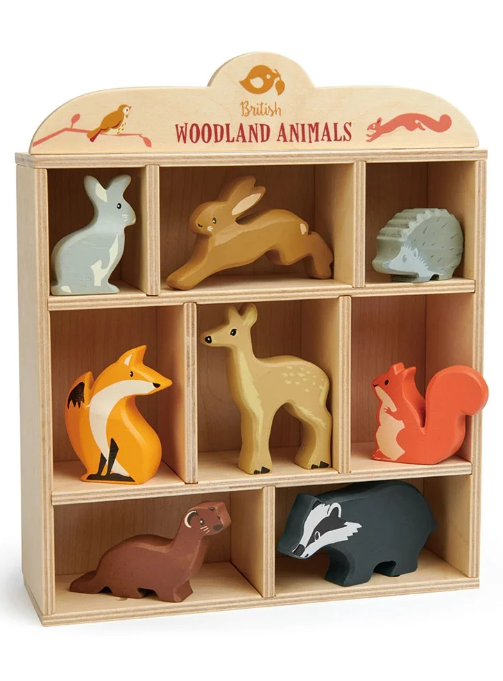 Tender Leaf Display Shelf With 8 Wooden Animals Woodlands (tl8470)